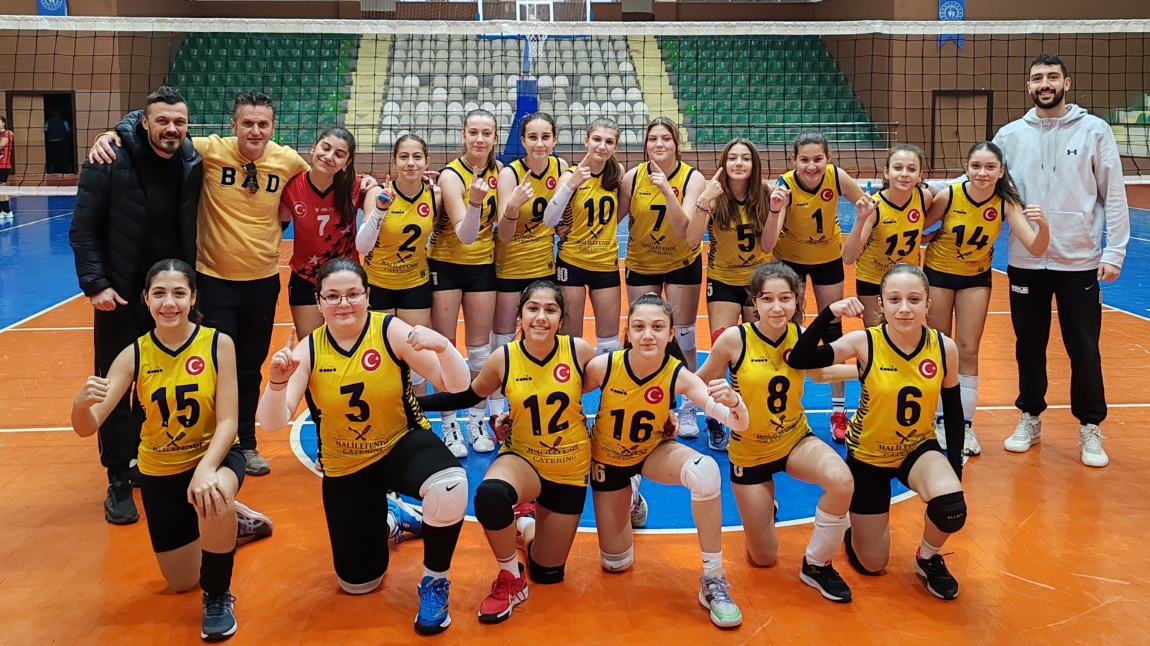 Yıldız Kız Voleybol Takımımız Ünye Birincisi